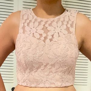 Cute Lace Crop Top - Blush Pink